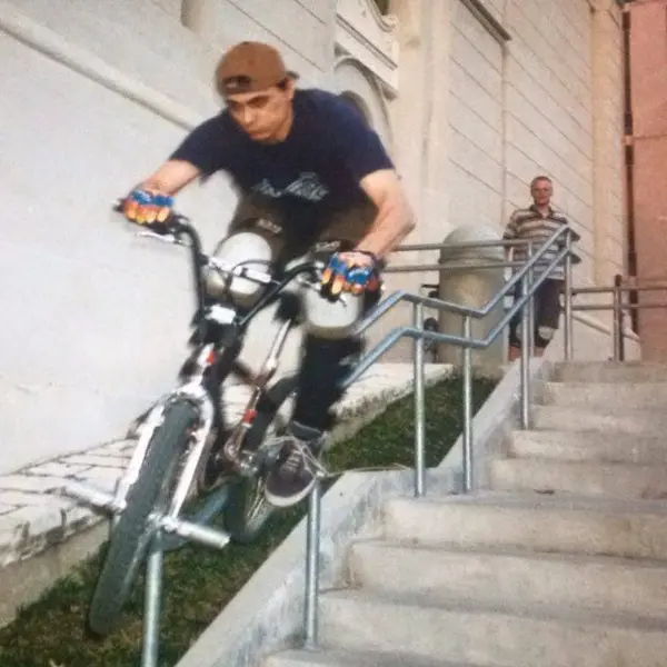 Thomas Stellwag, crooked grind am Capitol in Austin, TX 1997