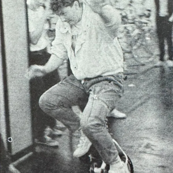 Aris sucht die Gefahr