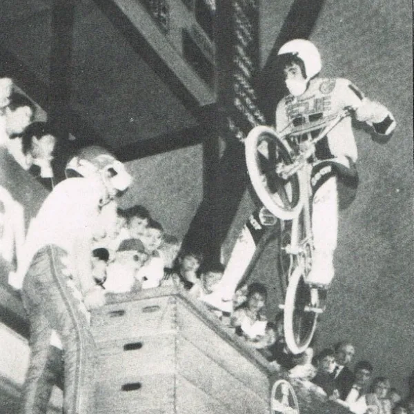 Frank Schnütgen Footplant aus der BMX Sport Ausgabe 4