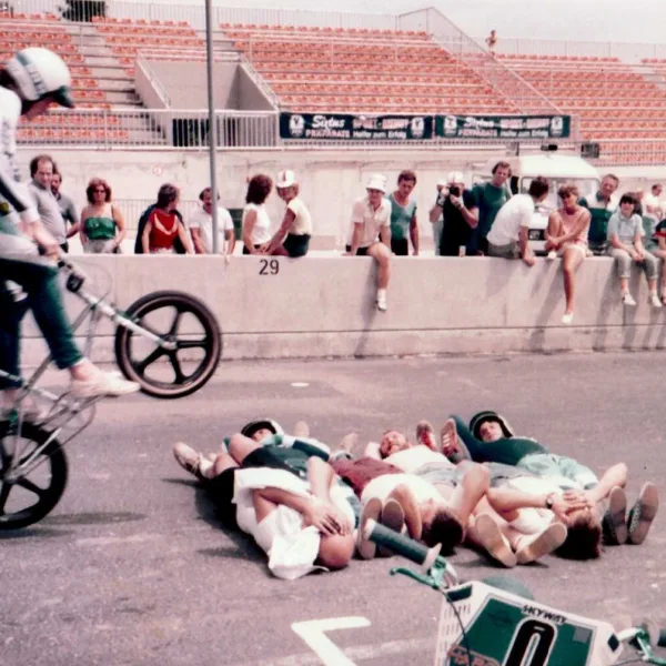 Bunnyhop über den Firmenchef (unter anderem) am Hockenheimring
