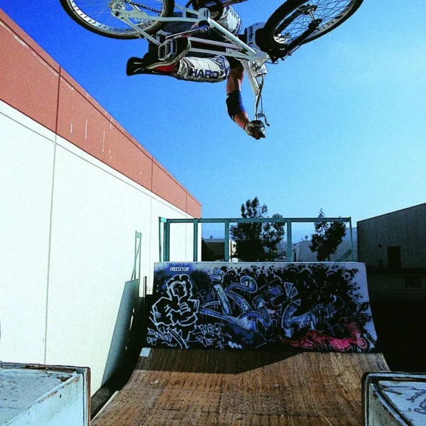 Table top über den Channel auf der berühmten TOL-Rampe bei Wizard Publications, 1986