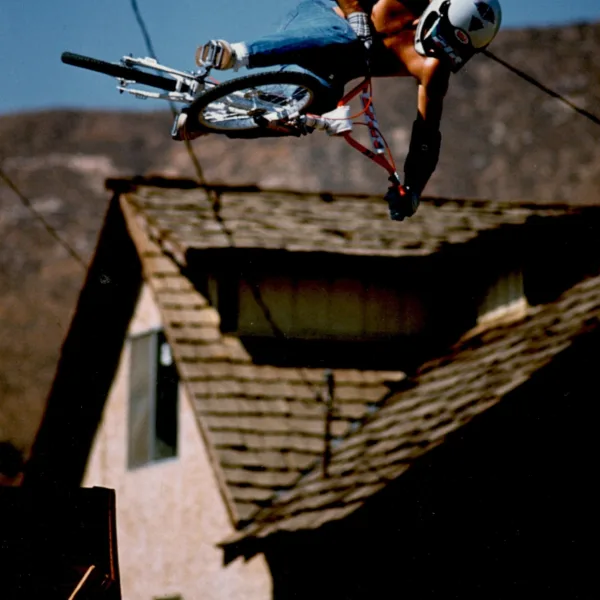 Pittoresque air in San Bernadino 1986