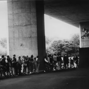 Unter der Zoobrücke, 1988.